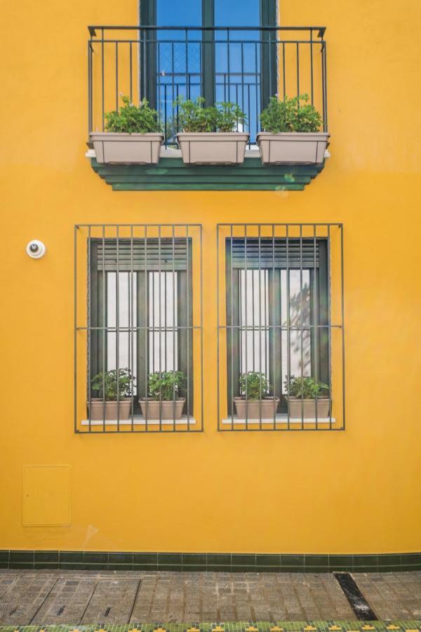 Wello Apartments Sevilla Exterior photo