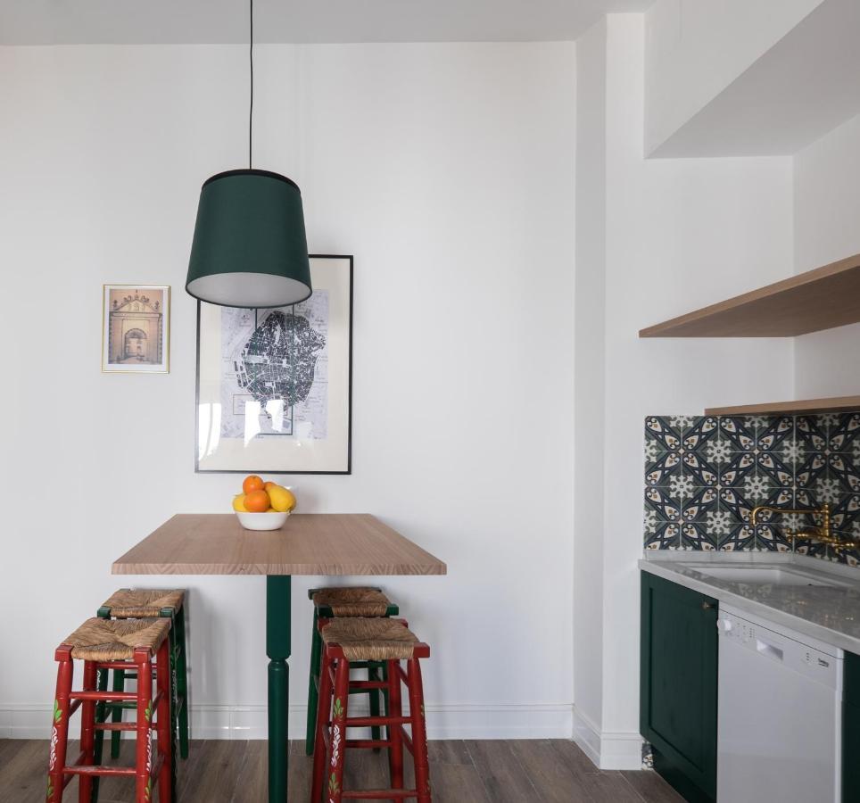 Wello Apartments Sevilla Exterior photo